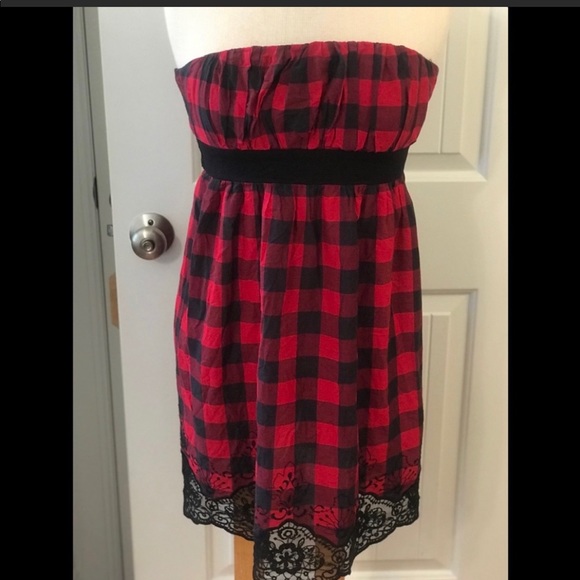 Checkered Red & Black Lace Hem strapless Dress M - Picture 3 of 7